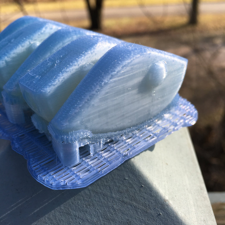 LIPLESS CRANKBAIT 2 INCH BLANK 3D PRINTED FRESH OFF THE PRINTER (UV BLUE)