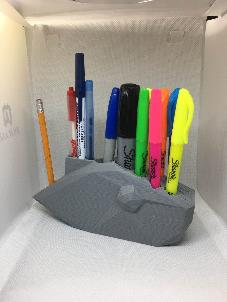 FISHING LURE PEN HOLDER LOW POLY VERSION 3 (STL FILE)