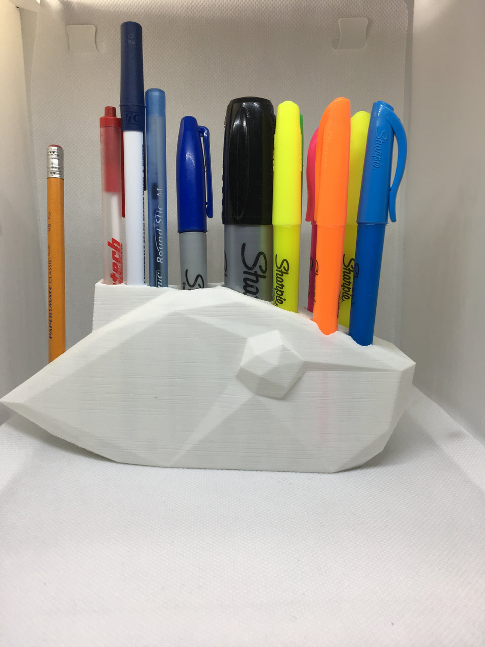 FISHING LURE PEN HOLDER LOW POLY VERSION 3 (STL FILE)